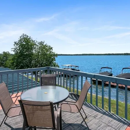 Fife Lake Lodge Multi-Level Suite With Lake Views